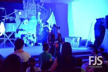 'El desván de la luna' llena San Juan de magia y duendes (Foto Francisco Javier Santana)